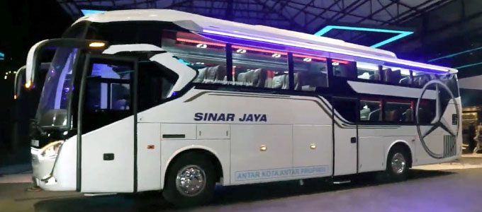 Armada sleeper bus (sumber: kumparan)