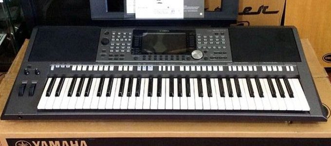 Keyboard Yamaha PSR S970 (sumber: shopee)