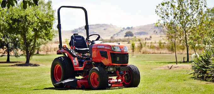 Traktor mini Kubota (sumber: totalag.net)